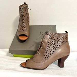 12M Naya taupe leather peep toe granny boot